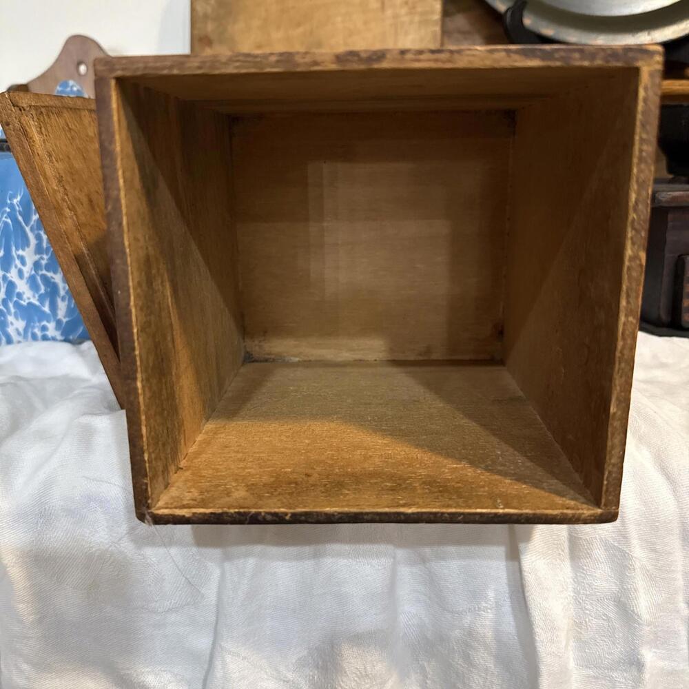 VTG Fighting Rooster Wood Kitchen Canister  MCM Primitive Dovetail Retro… - Picture 5 of 8